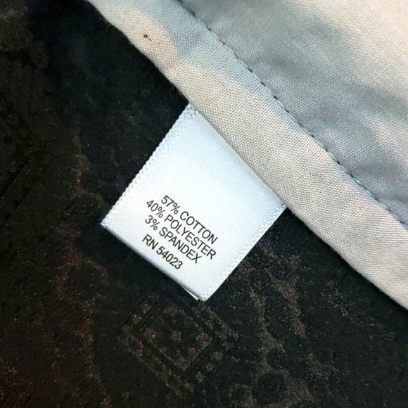 Banana Republic~Woman Size 6Petite~Black Camden Fit Pants Textured. - Picture 11 of 15